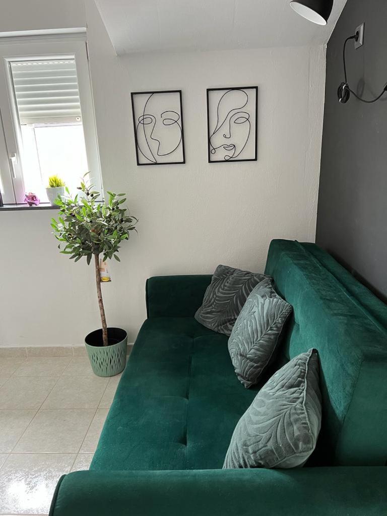 Guerilla Choice Appartement Vodice Buitenkant foto